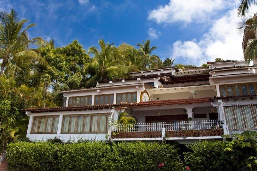 Отель Casa Louisa Пуэрто-Вальярта Экстерьер фото